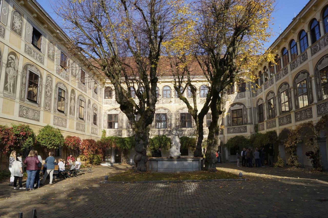 Schloss Puchberg Wels Dış mekan fotoğraf